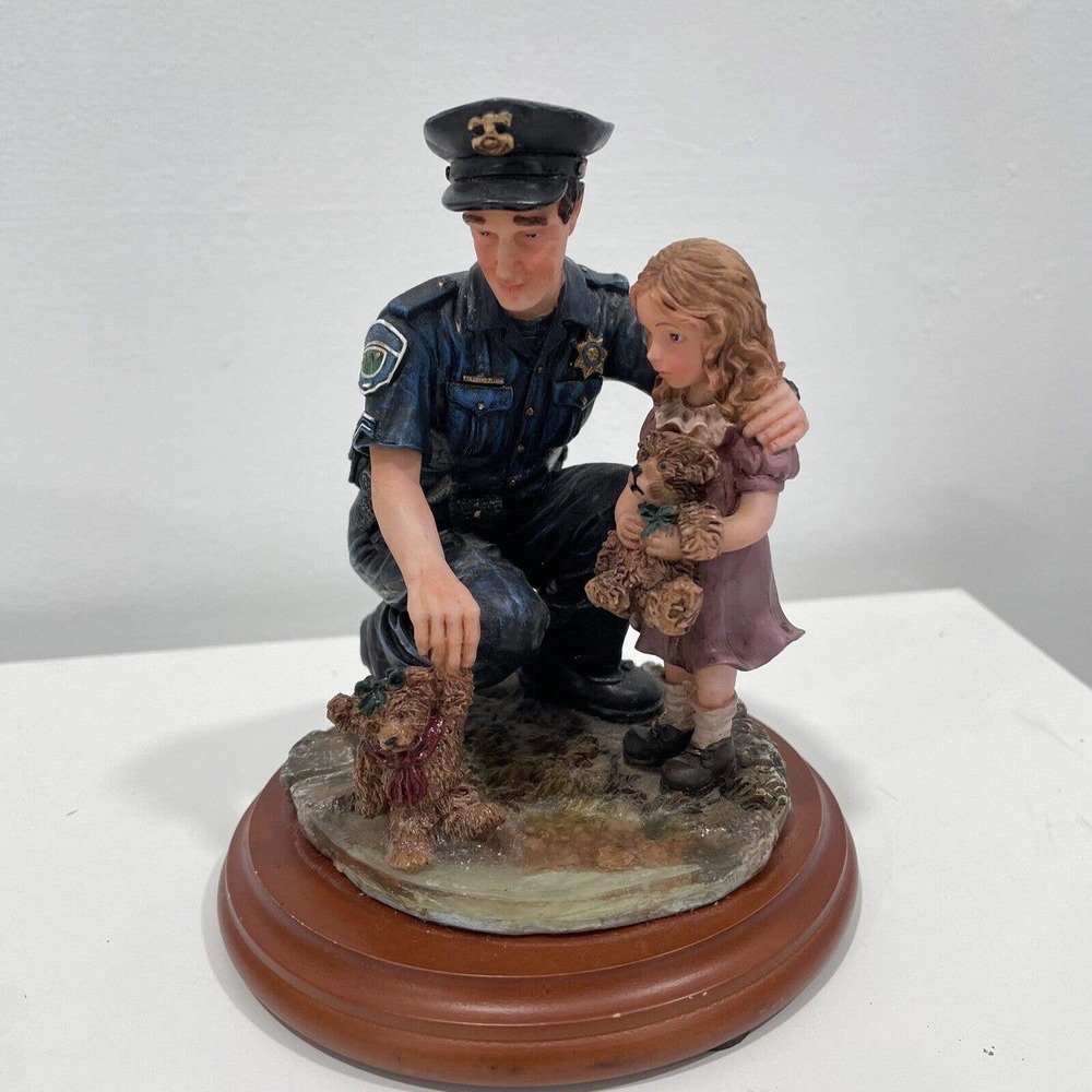 Vintage Blue Hats of Bravery Teddy's Rescue Vanmark 1997 Police Figurine PE88803